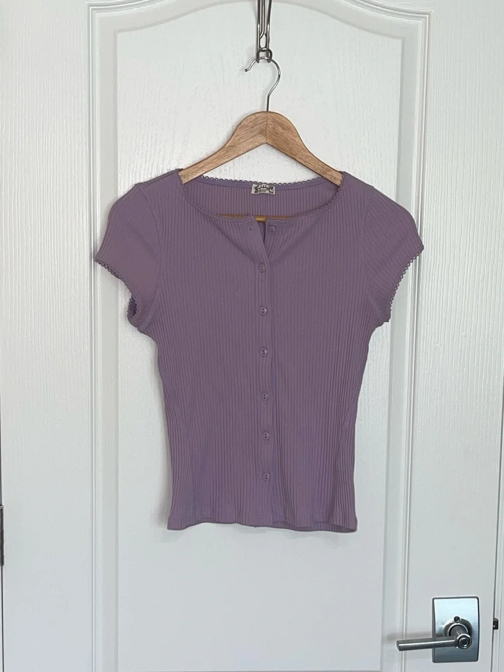 FREE PEOPLE Most Wanted CardI Lavender Lilac Ribbed Button-Front Cap Sleeve Top